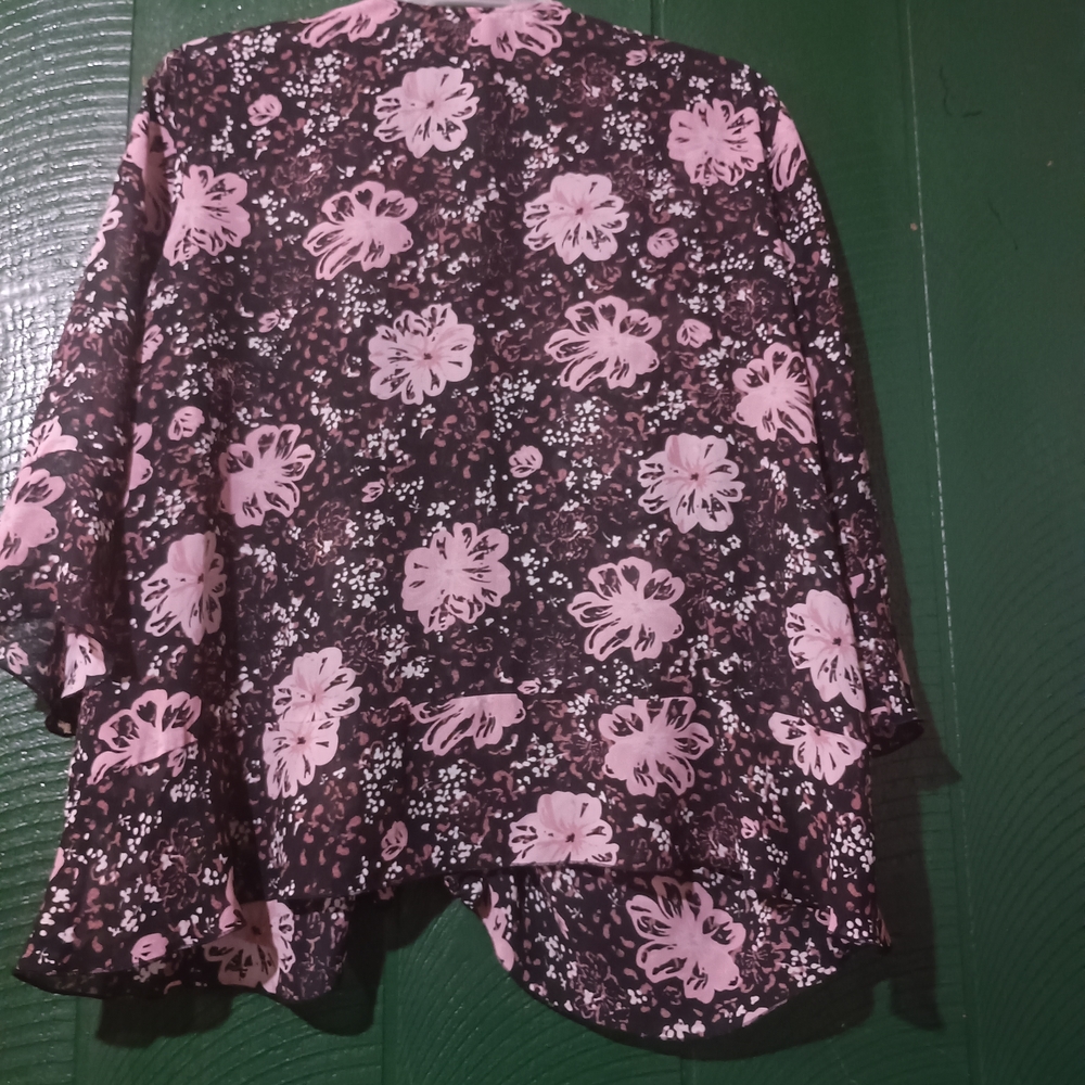Women's Floral Black and Pink Ruffle Bell Sleeve Top - Picture 6 of 7
